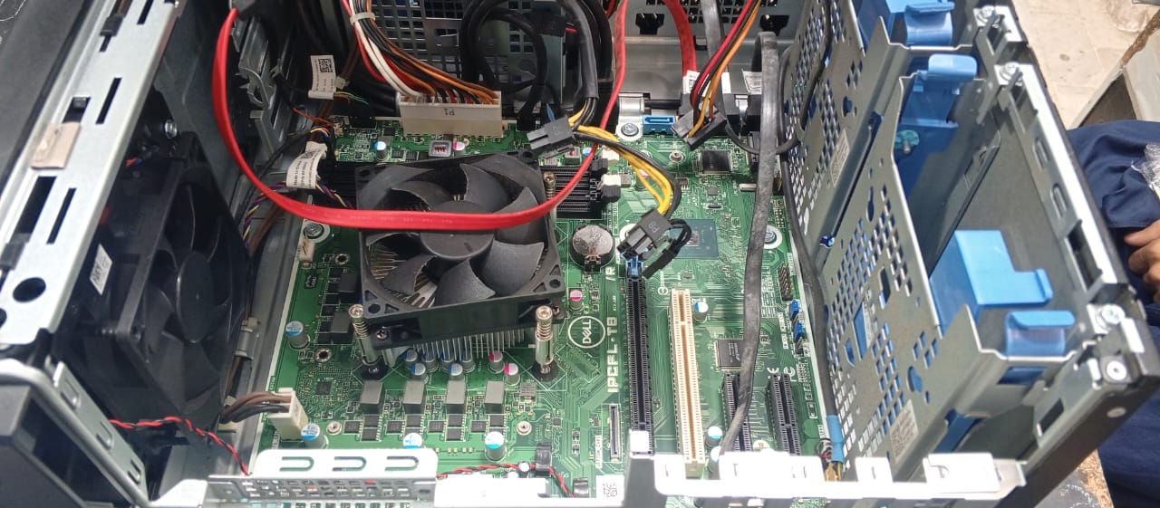 Dell Precision 3630 Tower | Core i5 8th Gen | 8GB RAM | 256GB SSD | RX 580 8GB Graphics